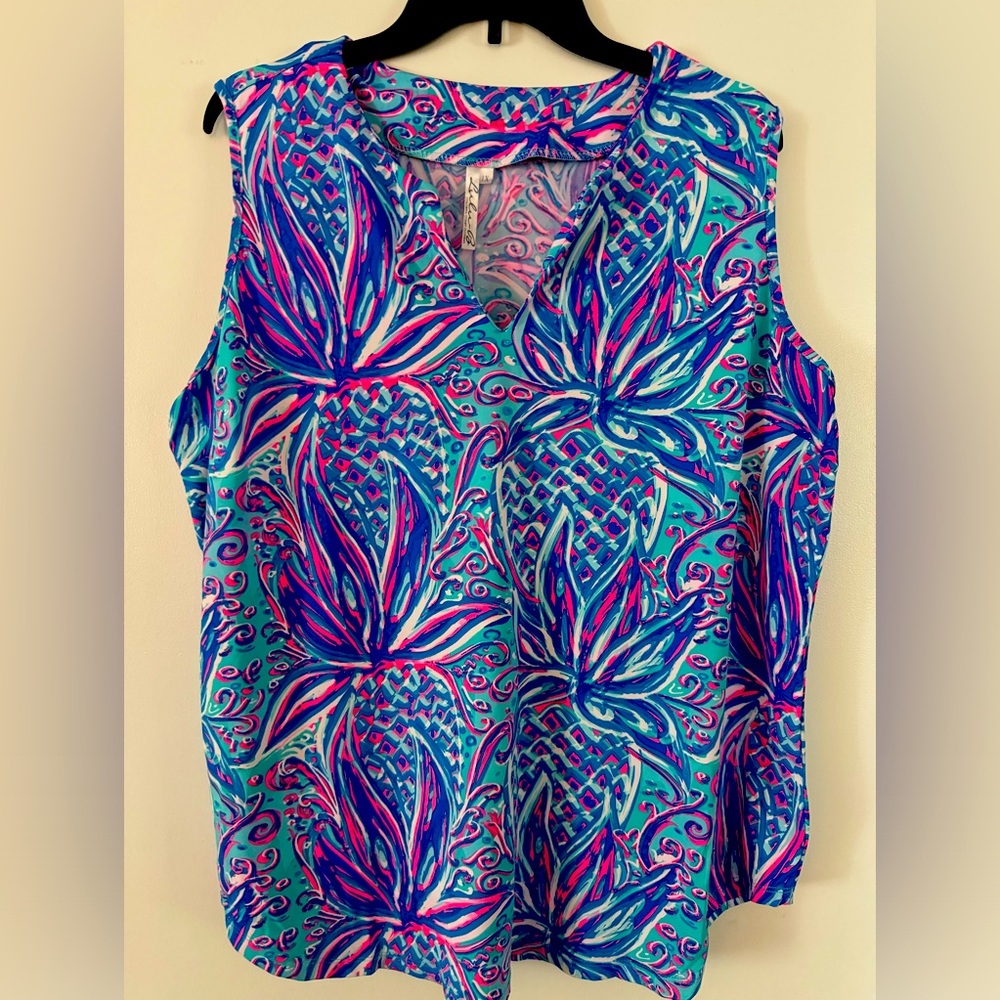 Lulu B Top